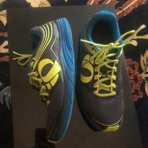 Pearl Izumi
N2 Project EM Runners